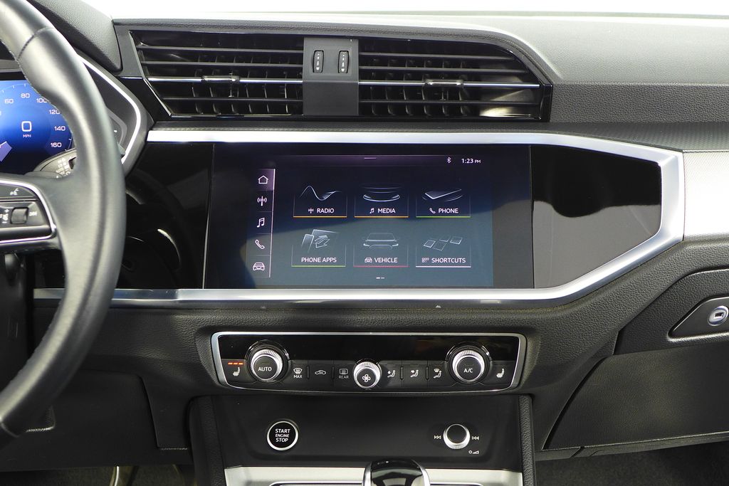 Thumbnail: 2021 Audi Q3 - 26