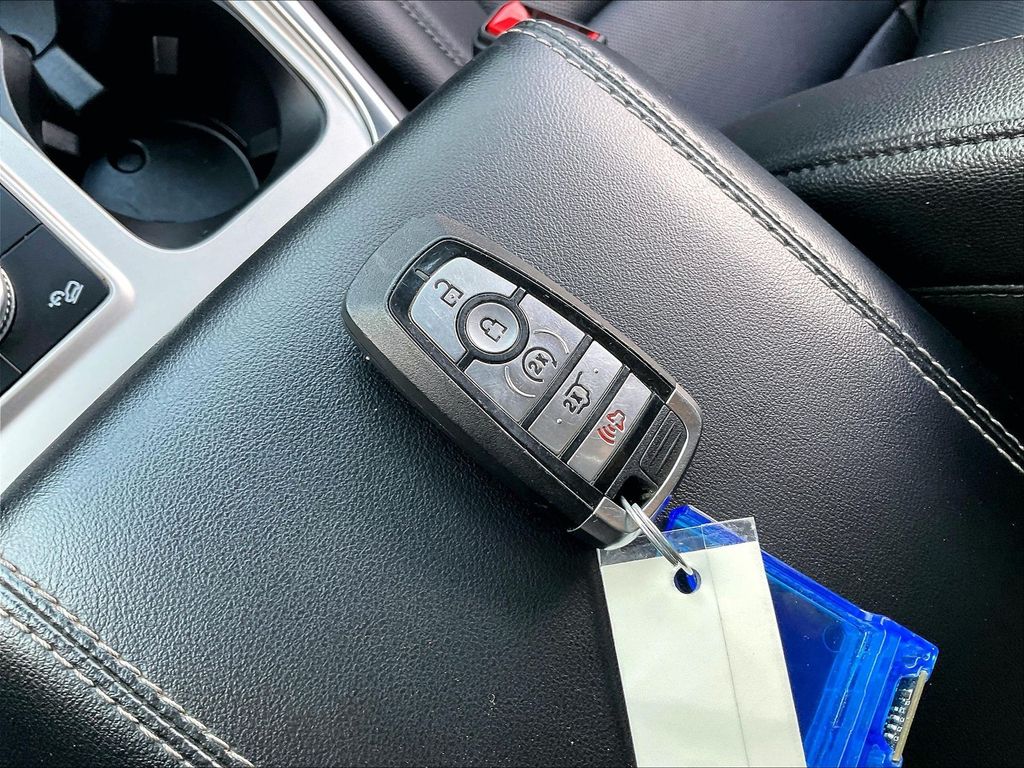 2023 Ford Explorer — photo 28