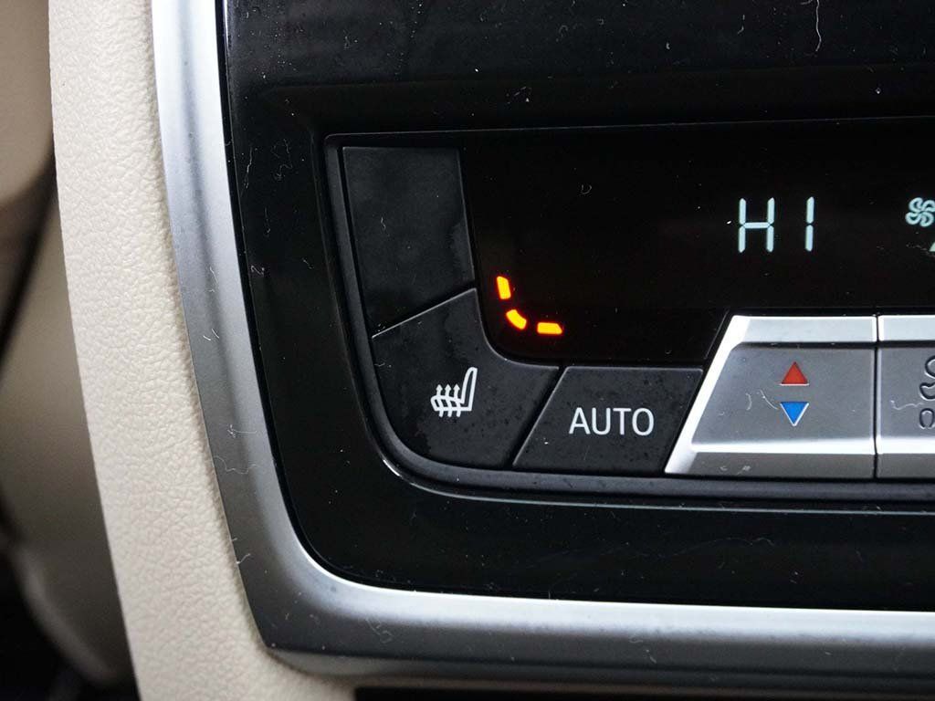 Used 2022 Gray BMW xDrive40i image 64
