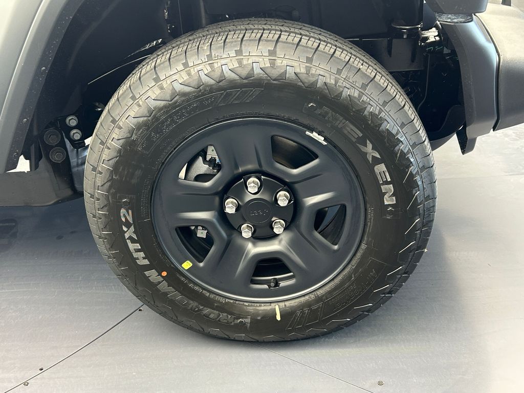 New 2026 Bright White Clearcoat Jeep Sport image 31