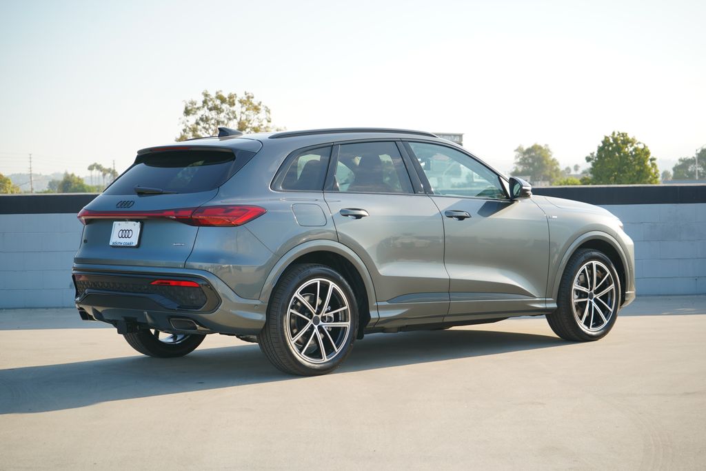 Thumbnail: 2026 Audi Q5 - 5