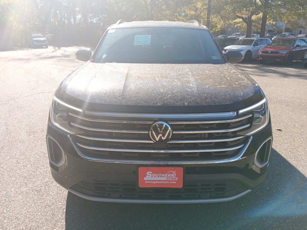 2025 Volkswagen Atlas 2.0T SE 8