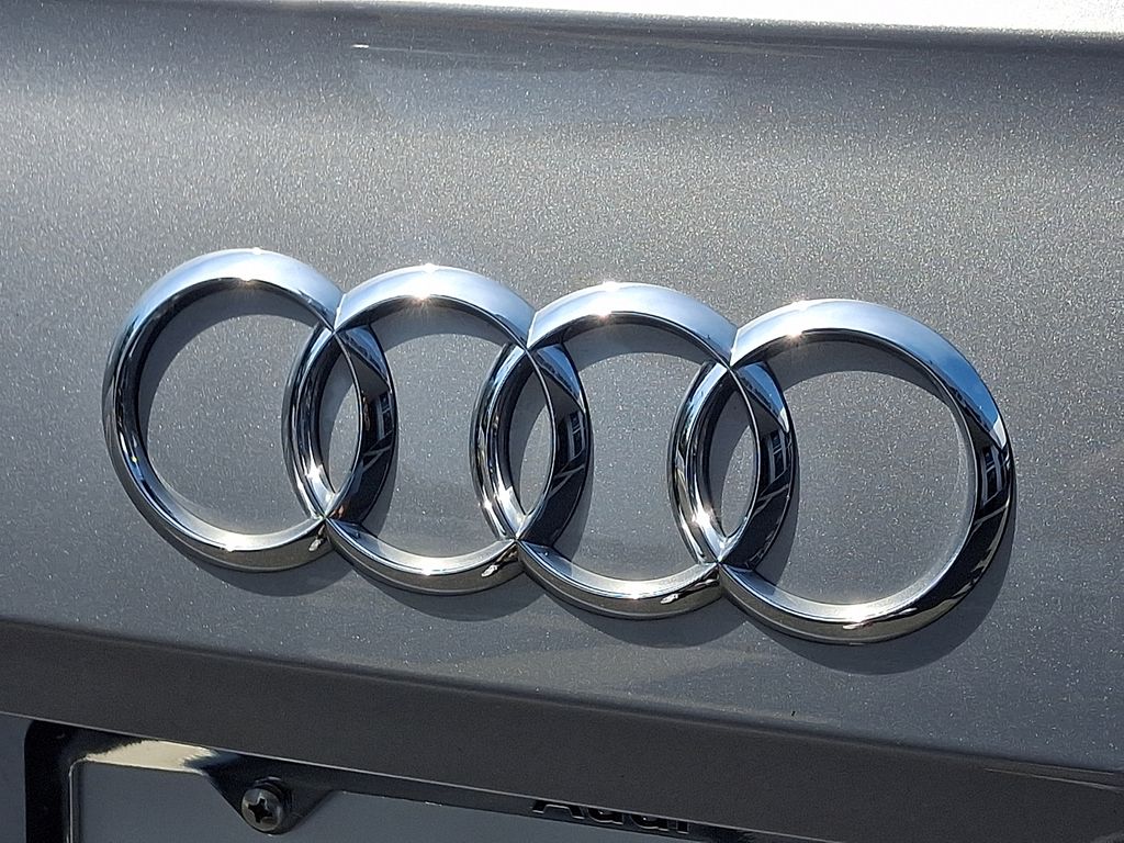 Thumbnail: 2020 Audi Q5 - 29