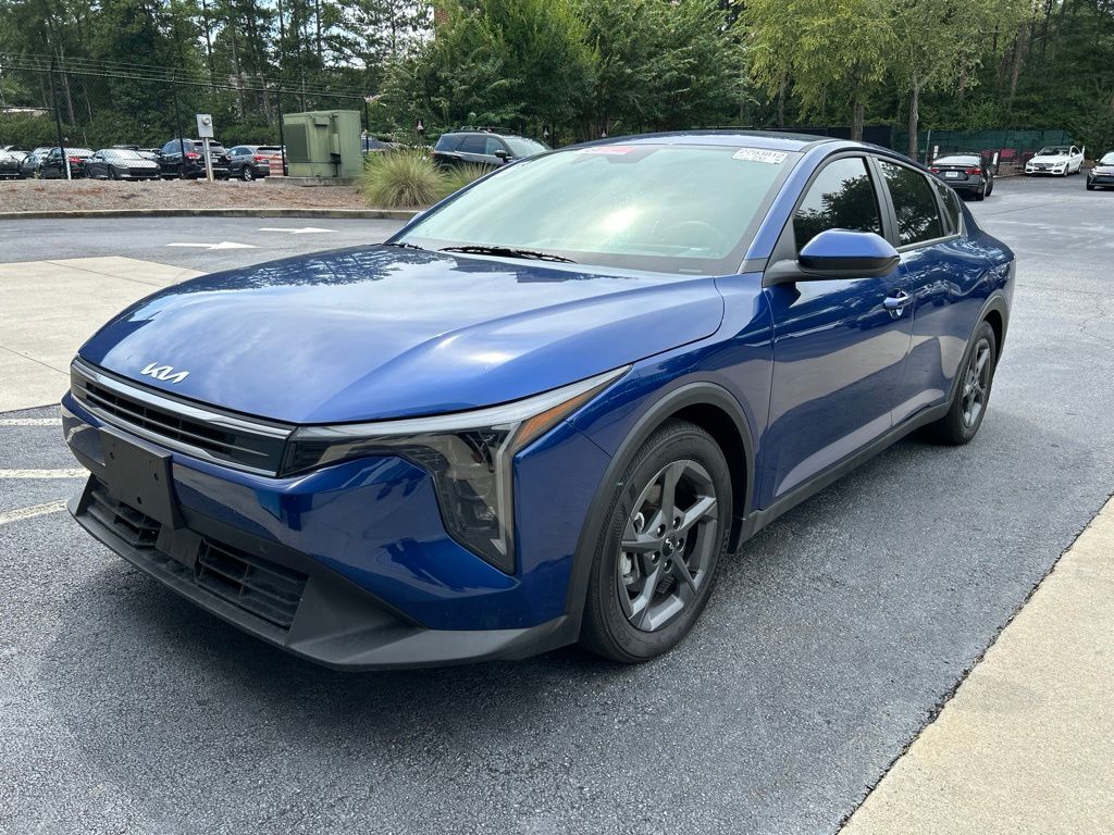 Deep Sea Blue 2025 Kia K4 Sedan Front-Wheel Drive Continuously Variable Transmission