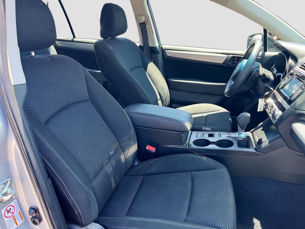 Used 2019 Silver Subaru 2.5i image 25