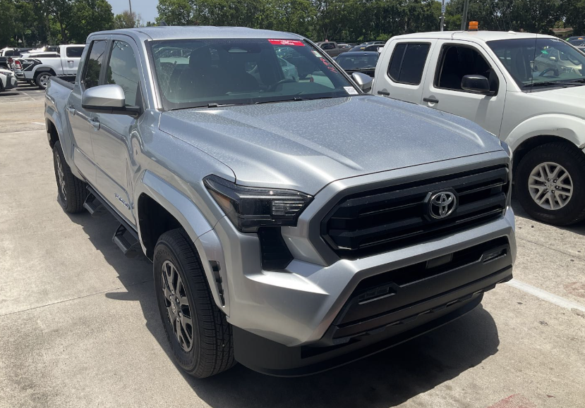 Used 2025 Silver Toyota SR5 image 2