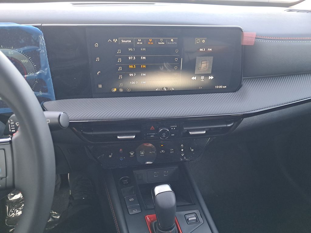 2026 Nissan Kicks SR Brown at South Hills Kia