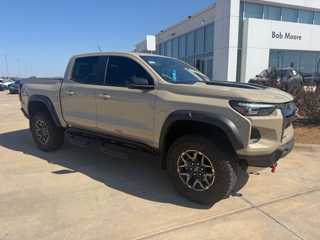 Sand Dune Metallic 2024 Chevrolet Colorado Pickup Truck Four-Wheel Drive 8-Speed Automatic