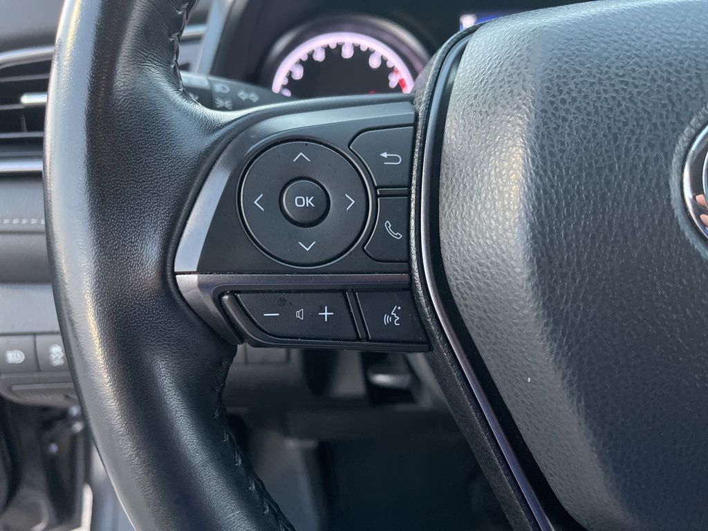 Thumbnail: 2023 Toyota Camry - 21