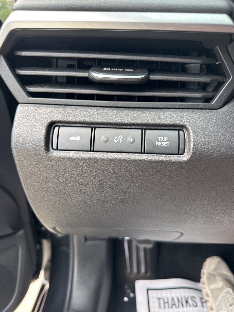 2022 Storm Blue Metallic Nissan Altima 2.5 SV FWD Sedan