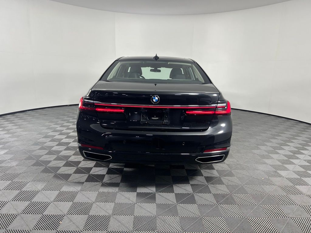 Thumbnail: 2022 BMW 7 Series - 6