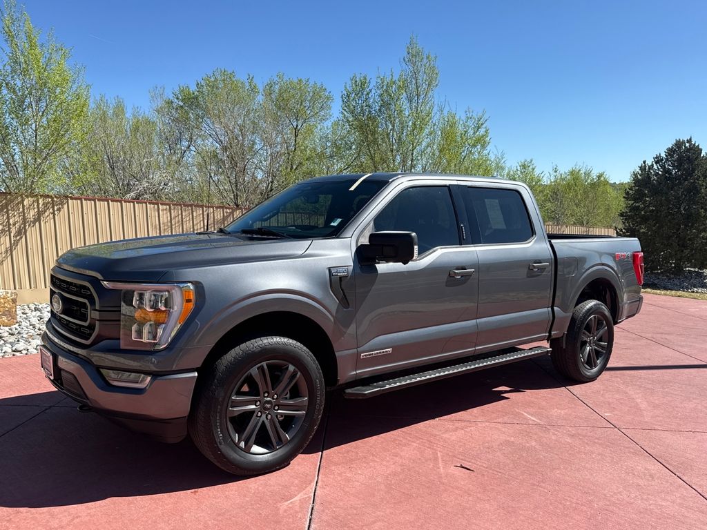 View vehicle photo 3