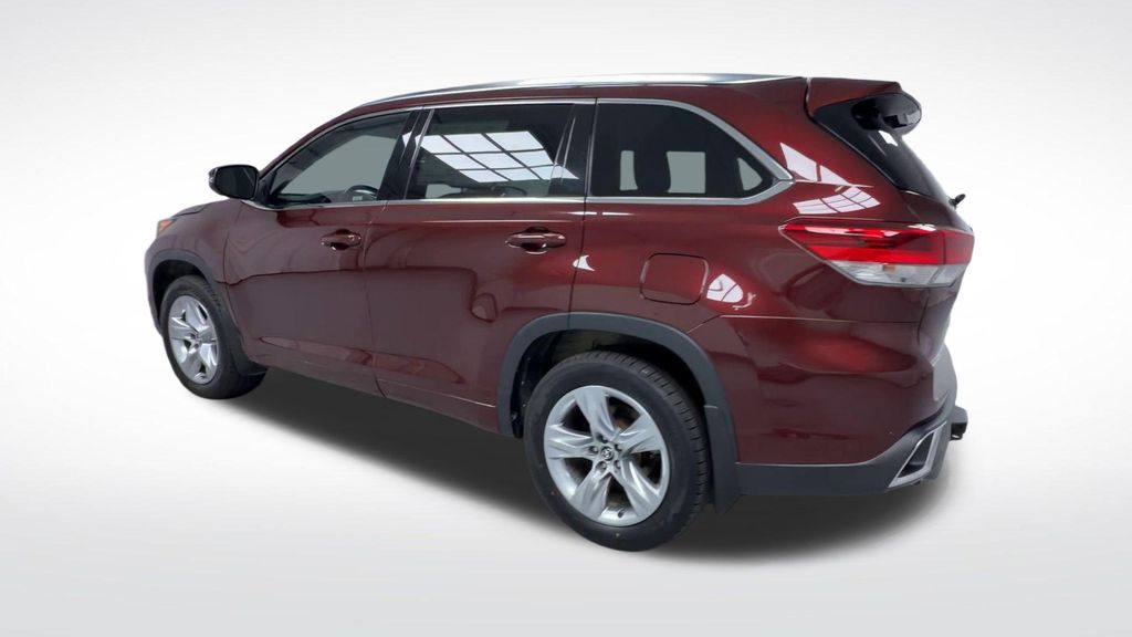 Used 2017 Toyota Highlander SUV
