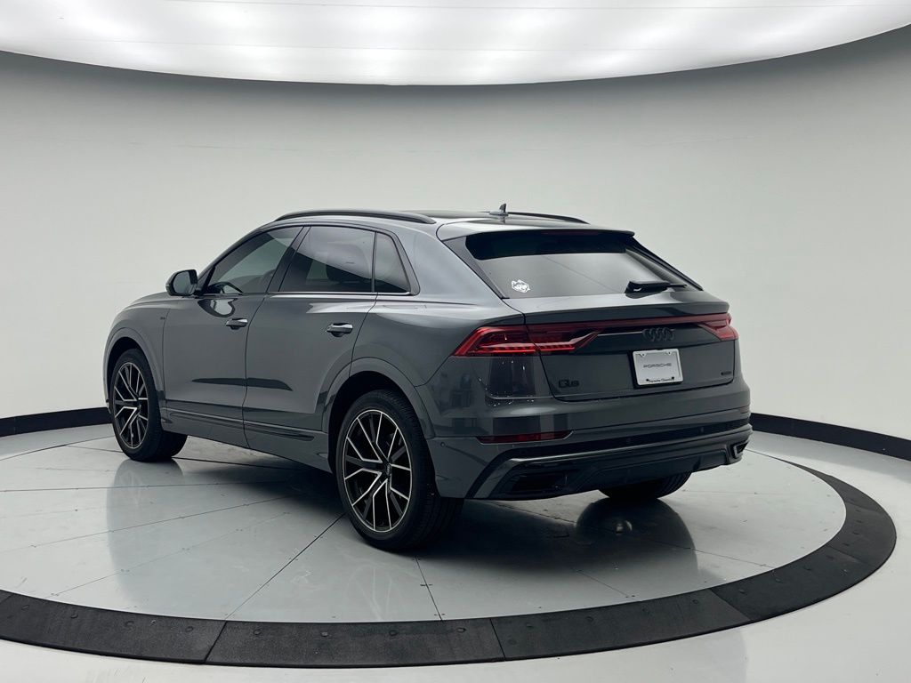 Thumbnail: 2020 Audi Q8 - 7