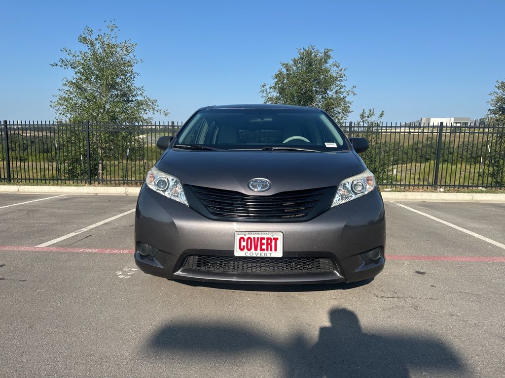 2012 Toyota Sienna  Le In Austin, Texas