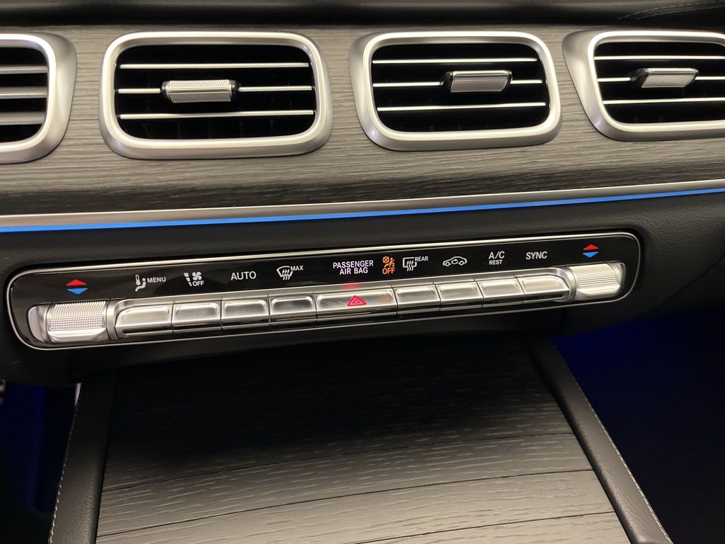 Thumbnail: 2026 Mercedes-Benz GLS - 20