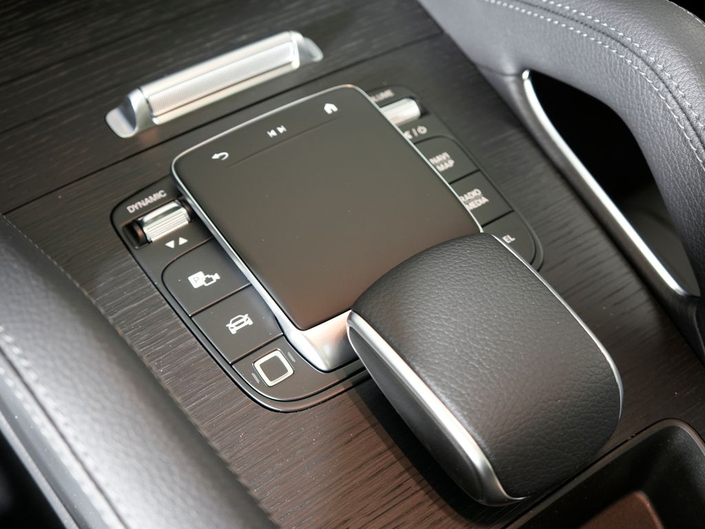 new 2026 Mercedes-Benz GLE car, priced at $80,250