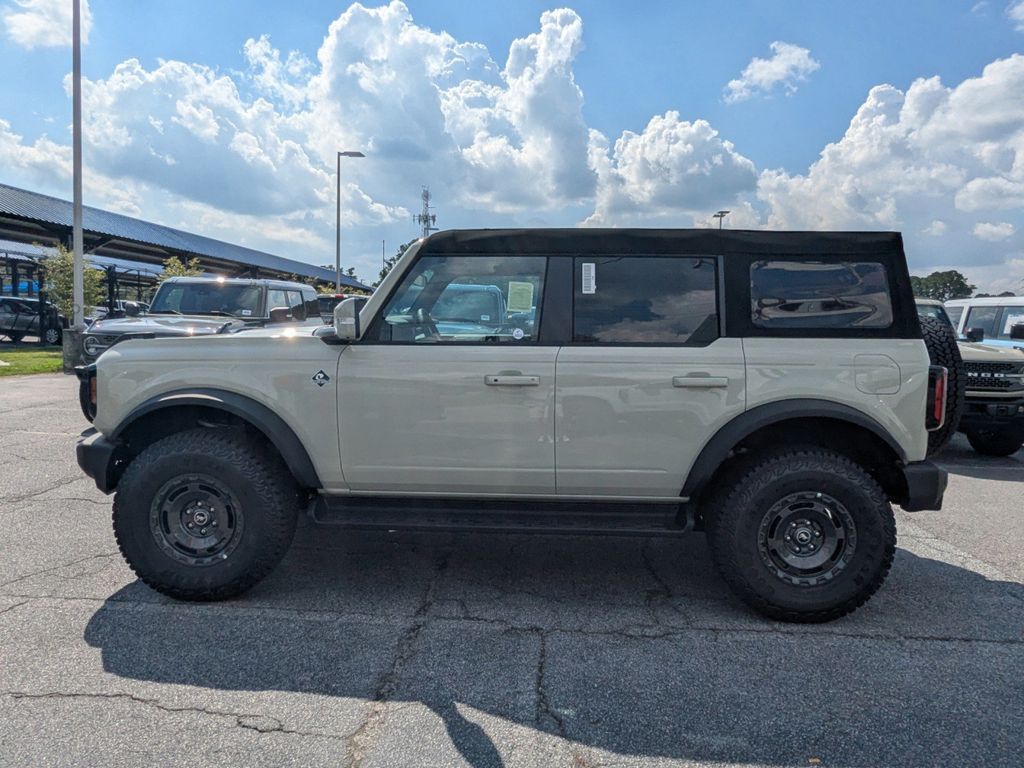 2025 Ford Bronco Outer Banks