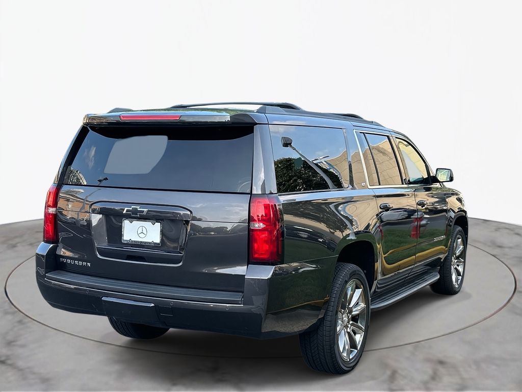 Thumbnail: 2018 Chevrolet Suburban - 4