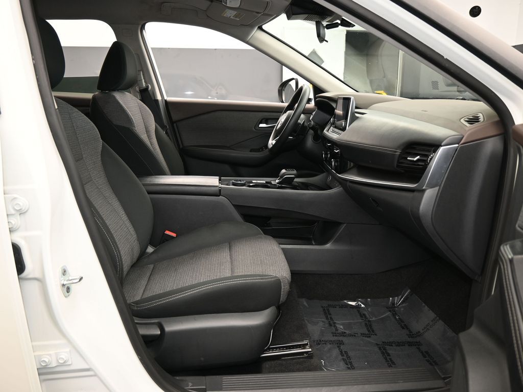 Used 2023 Pearl White Tricoat Nissan SV image 45