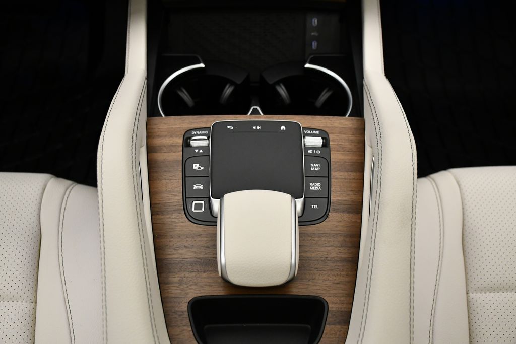 Thumbnail: 2026 Mercedes-Benz GLE - 31