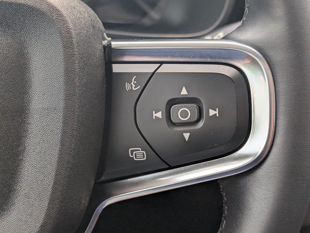 Used 2023 Black Volvo Ultimate image 19