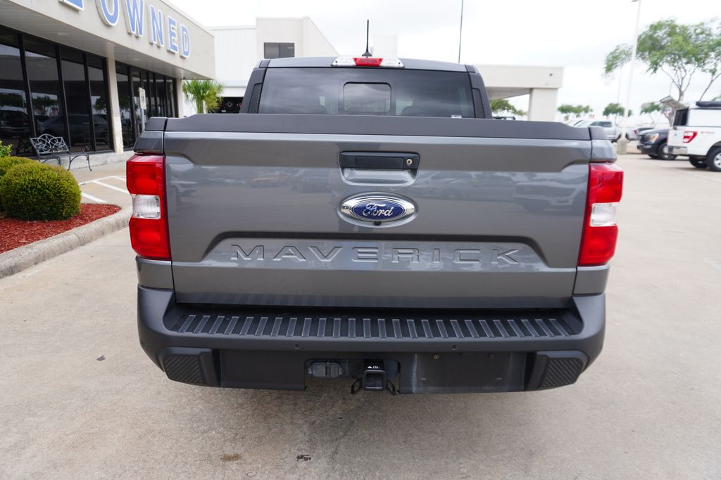 View vehicle photo 5