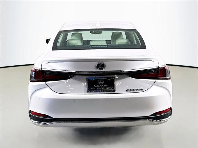 Thumbnail: 2025 Lexus ES - 6