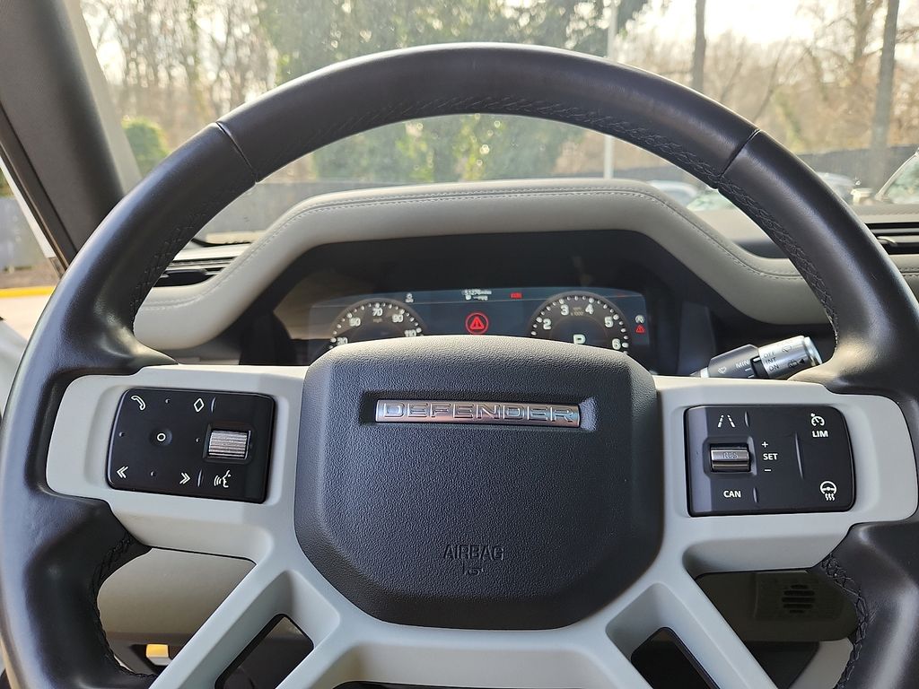 Thumbnail: 2020 Land Rover Defender - 20