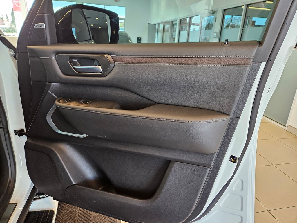 2025 Nissan Armada Platinum Reserve