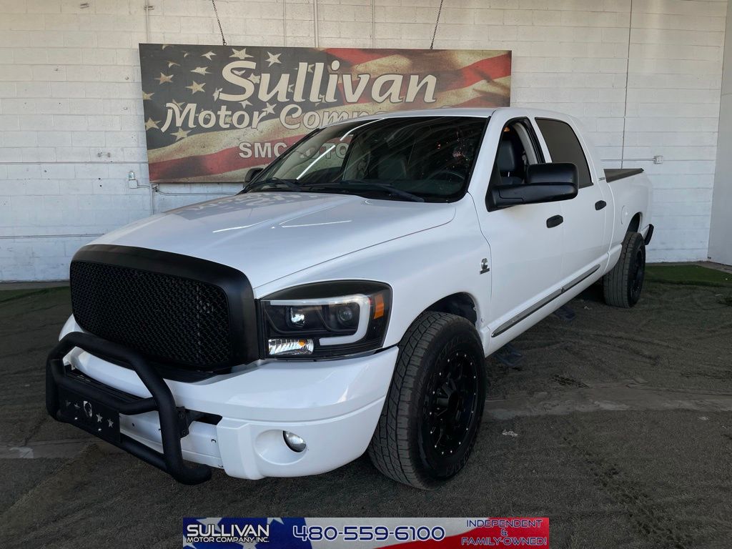 2007 Dodge RAM 3500 Laramie Mega Cab RWD
