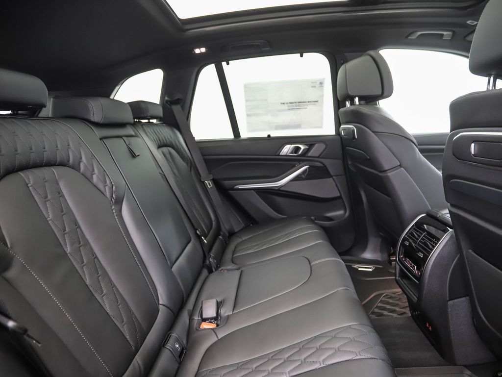 Thumbnail: 2026 BMW X5 - 26