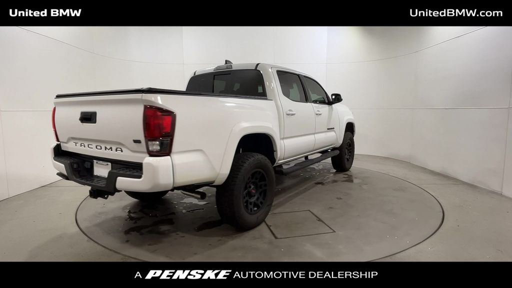 Thumbnail: 2020 Toyota Tacoma - 8