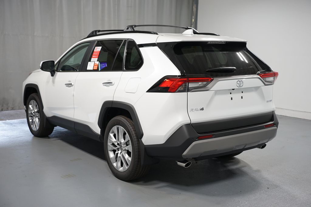Thumbnail: 2025 Toyota RAV4 - 6