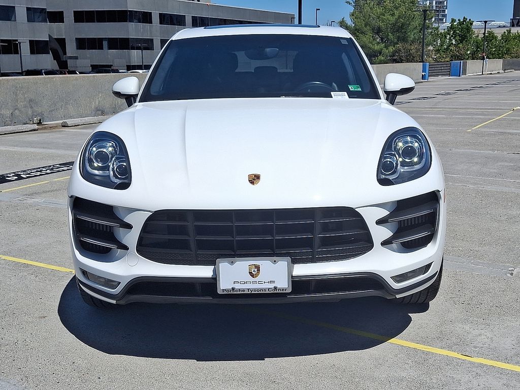 2015 Porsche Macan Turbo 6