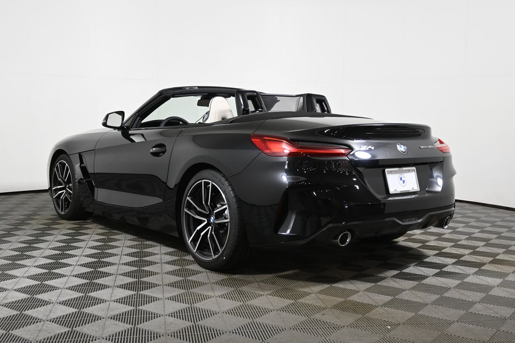 Thumbnail: 2026 BMW Z4 - 13
