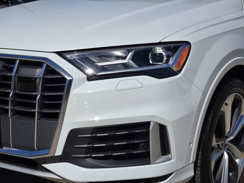 used 2023 Audi Q7 car, priced at $48,164