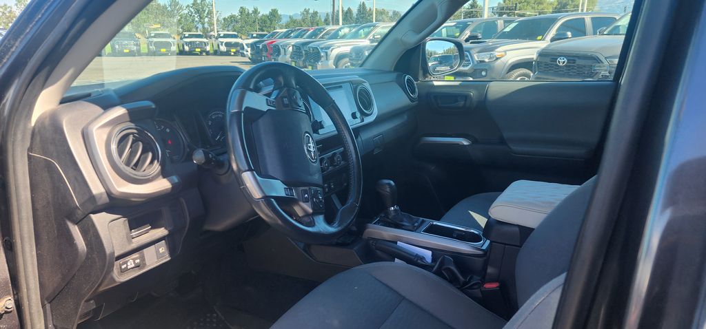 Used 2019 Toyota Tacoma Truck