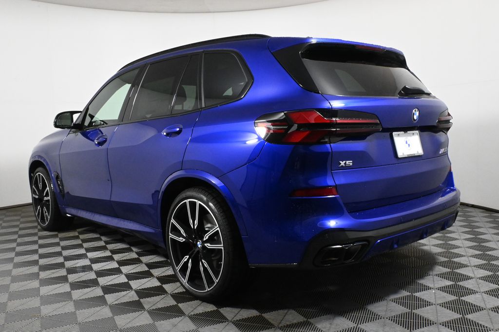 2025 BMW X5 M60i 5