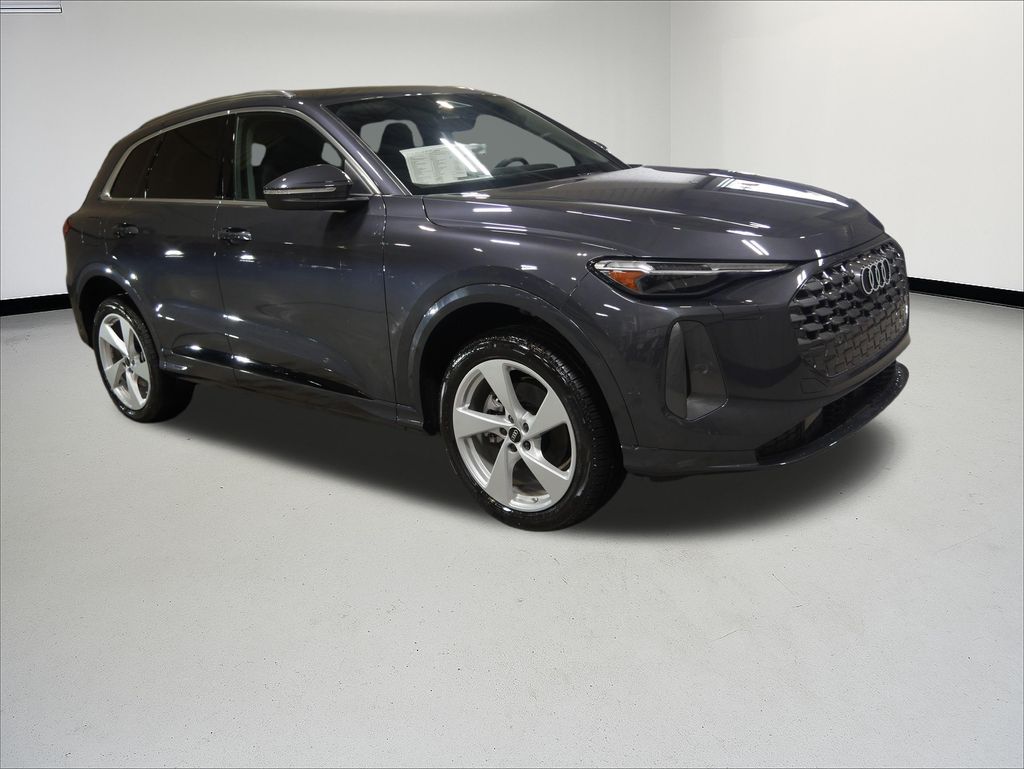 Thumbnail: 2025 Audi Q5 - 7