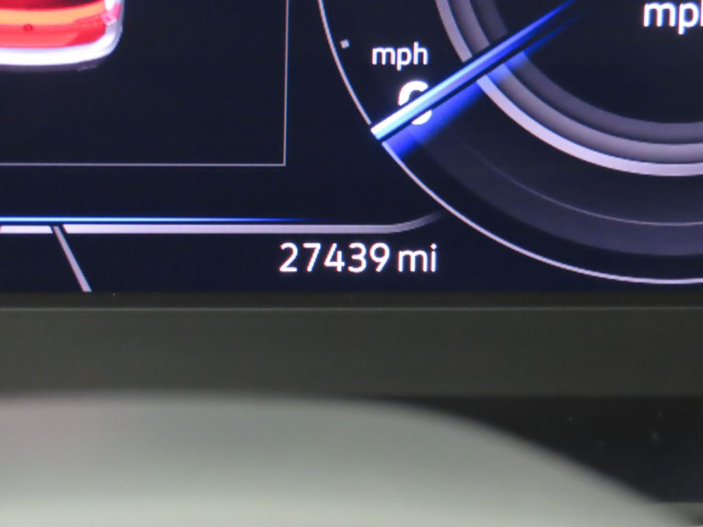 Thumbnail: 2022 Volkswagen Tiguan - 16