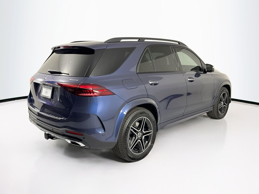 Thumbnail: 2026 Mercedes-Benz GLE - 5