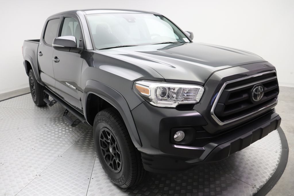 2022 Toyota Tacoma SR5 6