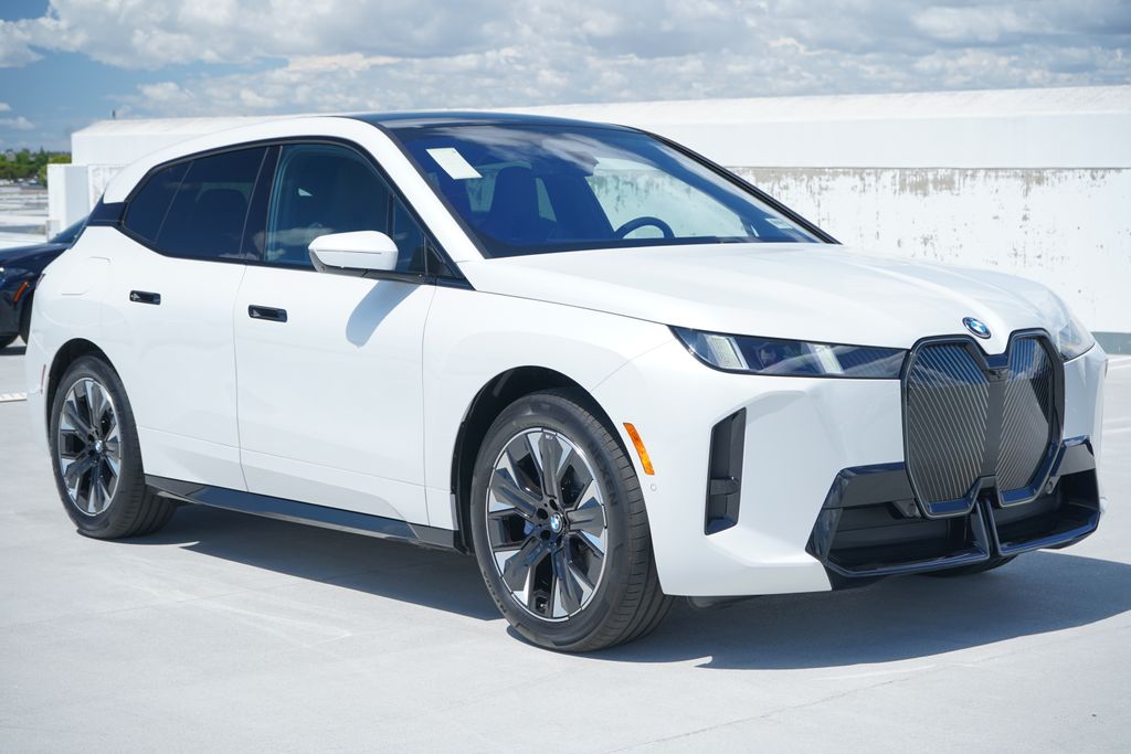 Thumbnail: 2026 BMW iX - 3