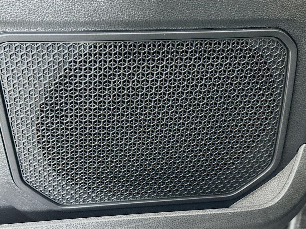 Thumbnail: 2025 Toyota Tundra - 19