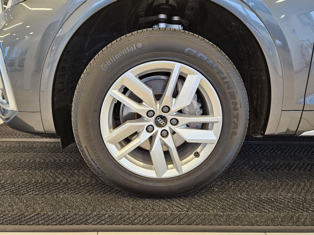 2023 Audi Q5 45 S line Premium