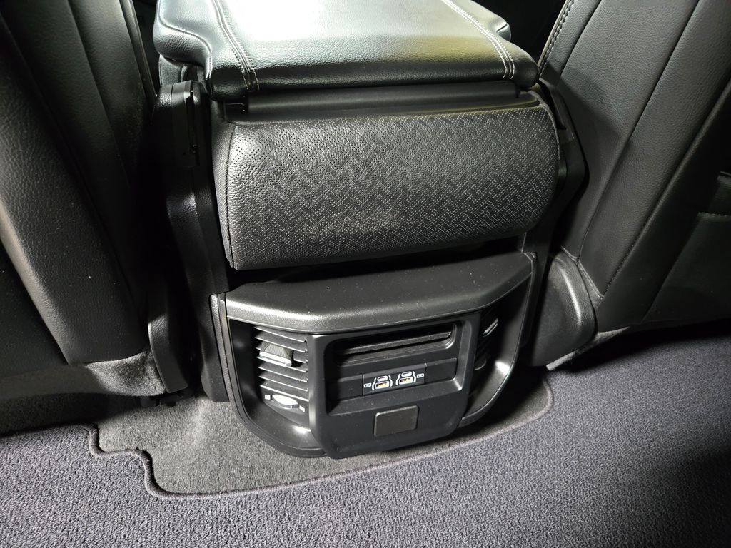 2022 RAM Ram 1500 Pickup Laramie - Photo 38