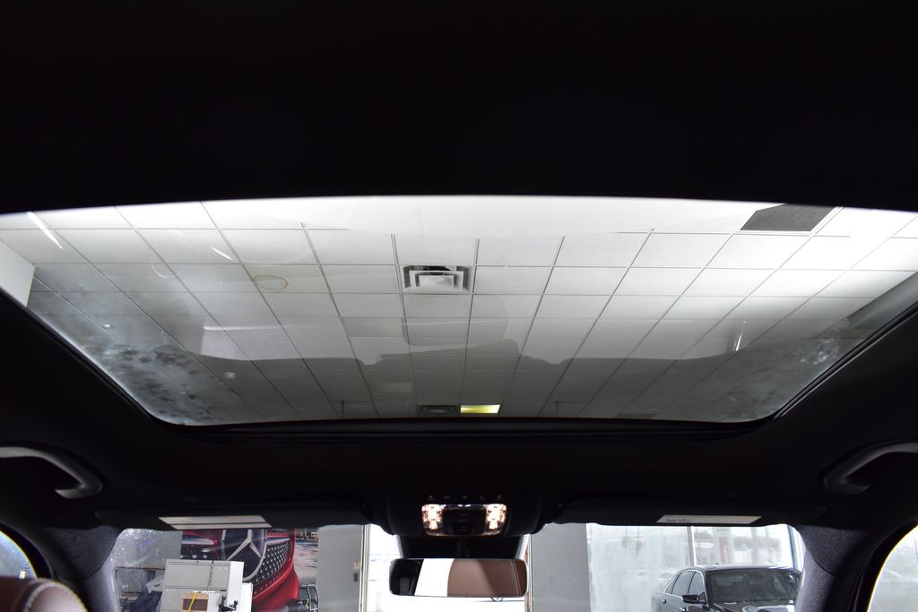 Thumbnail: 2025 Mercedes-Benz GLB - 30