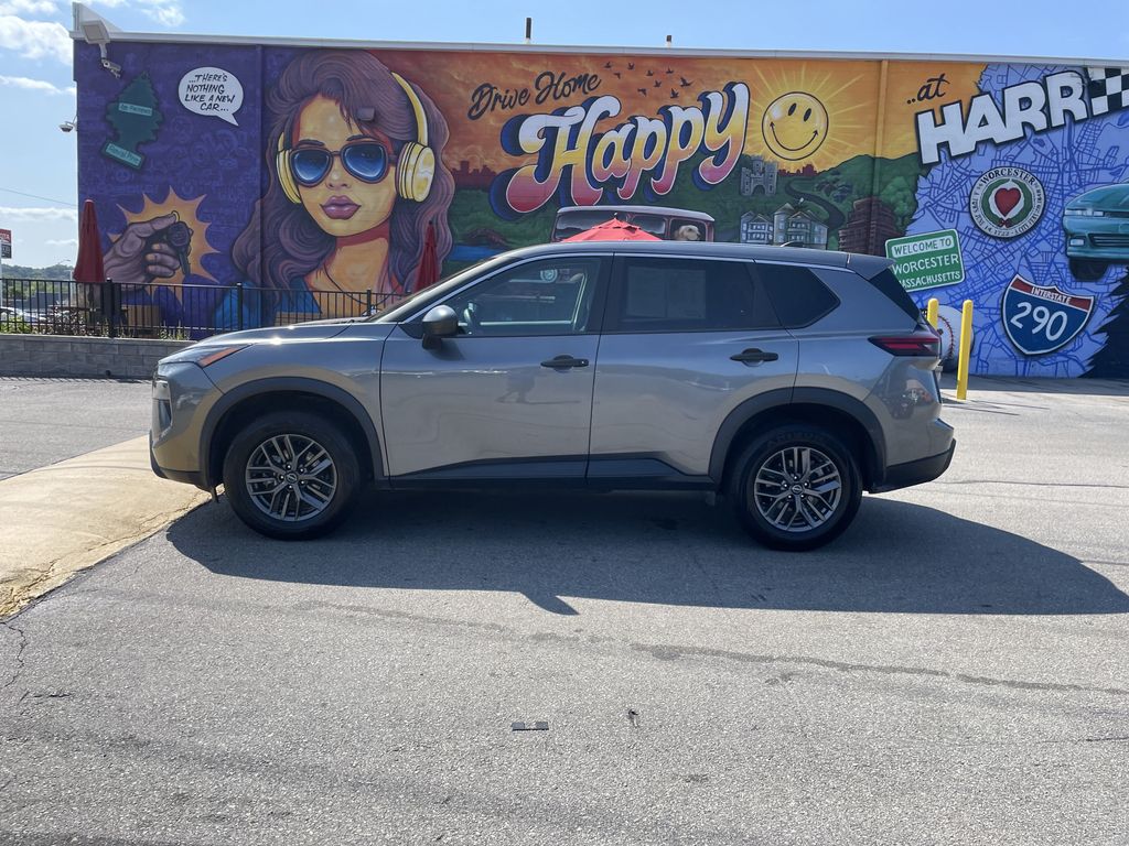 Used 2024 Nissan Rogue SUV