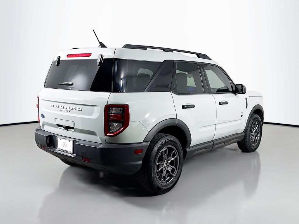 Thumbnail: 2022 Ford Bronco Sport - 5
